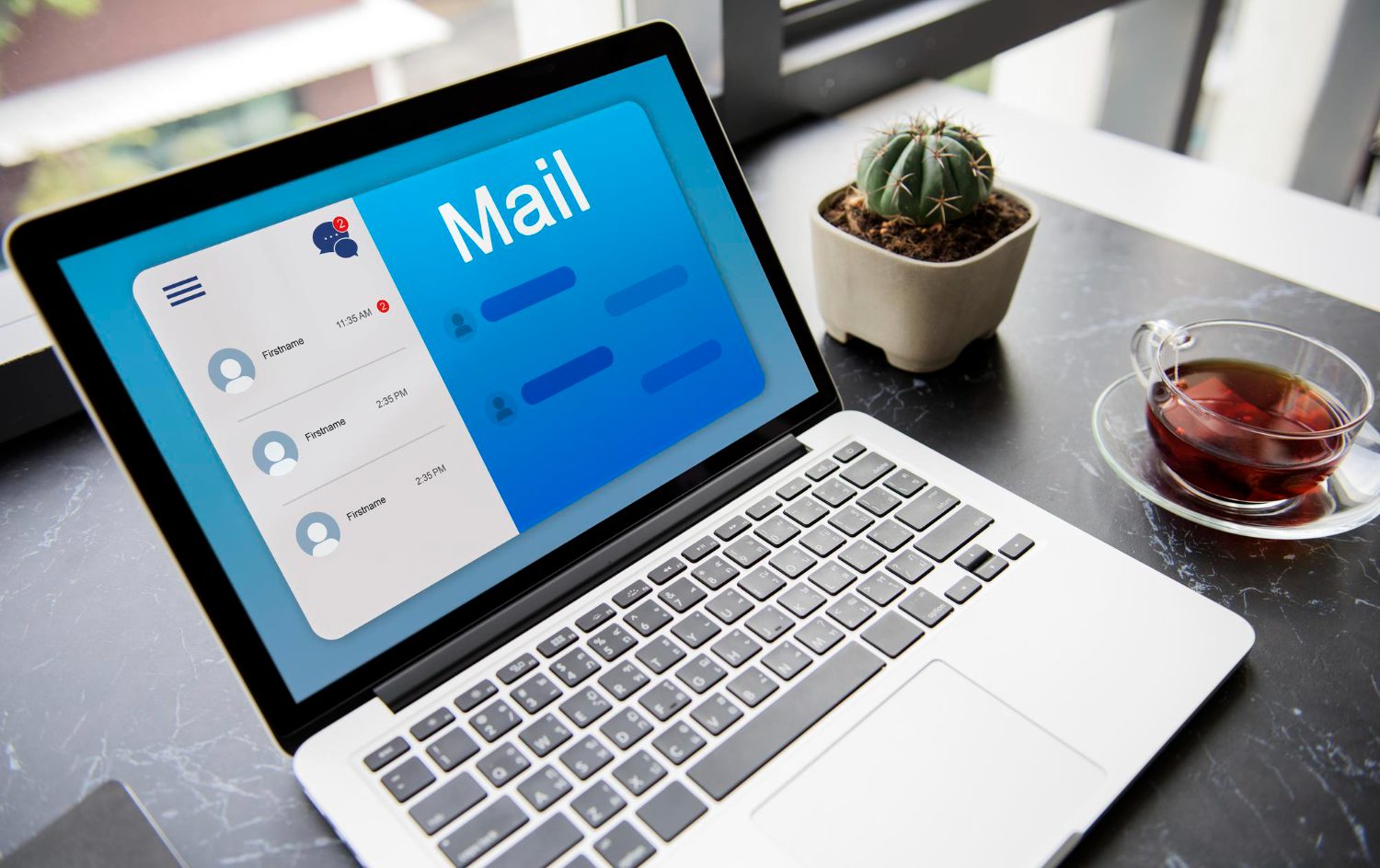 Combiner SMS + Email : quelle est la meilleure approche ?